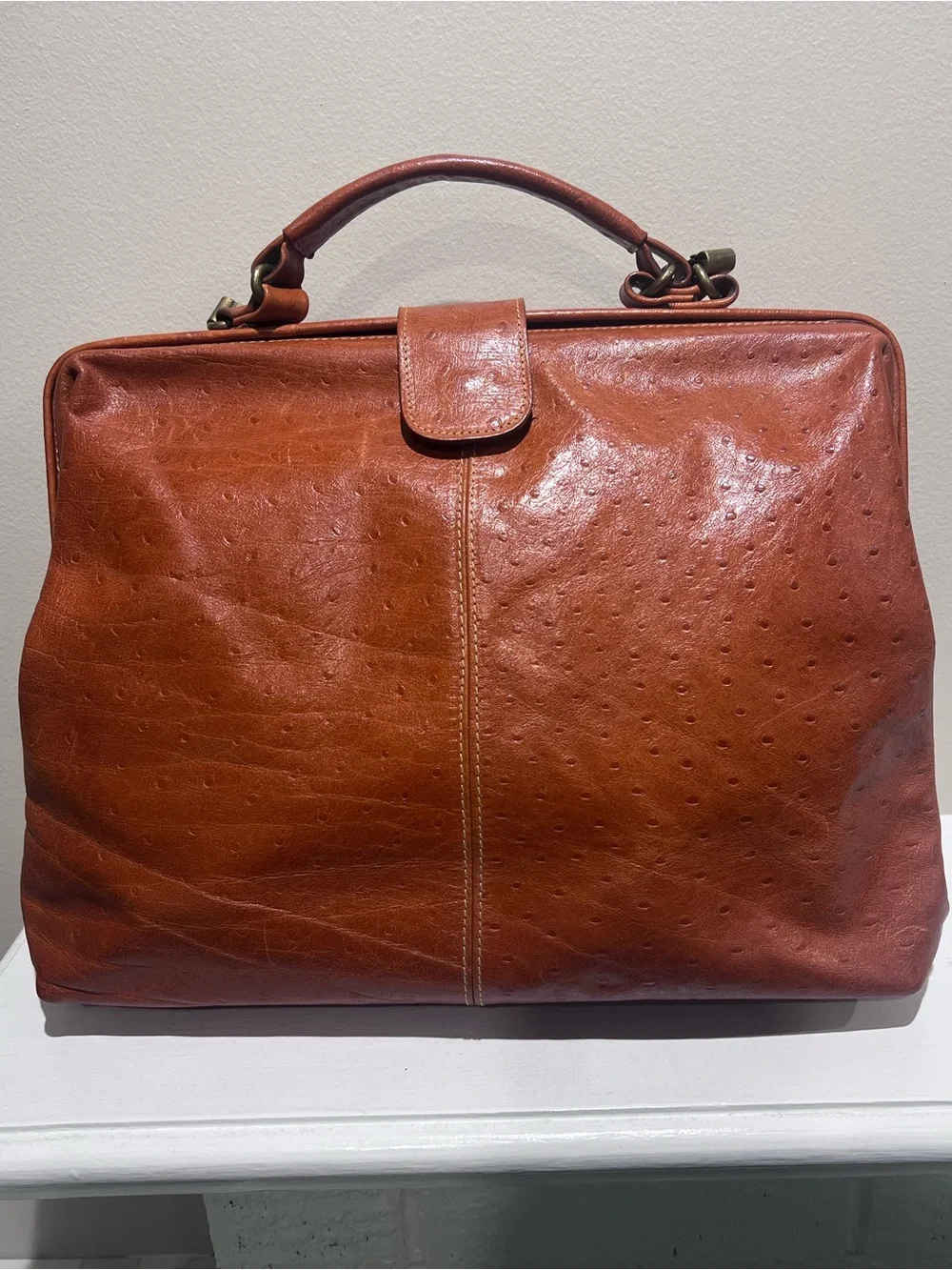 Women's Rustic Tan Leather Satchel - Versatile Shoulder & Top-Handle Bag
